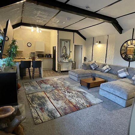 The Coach House At The Bull Inn Milton Keynes Buitenkant foto