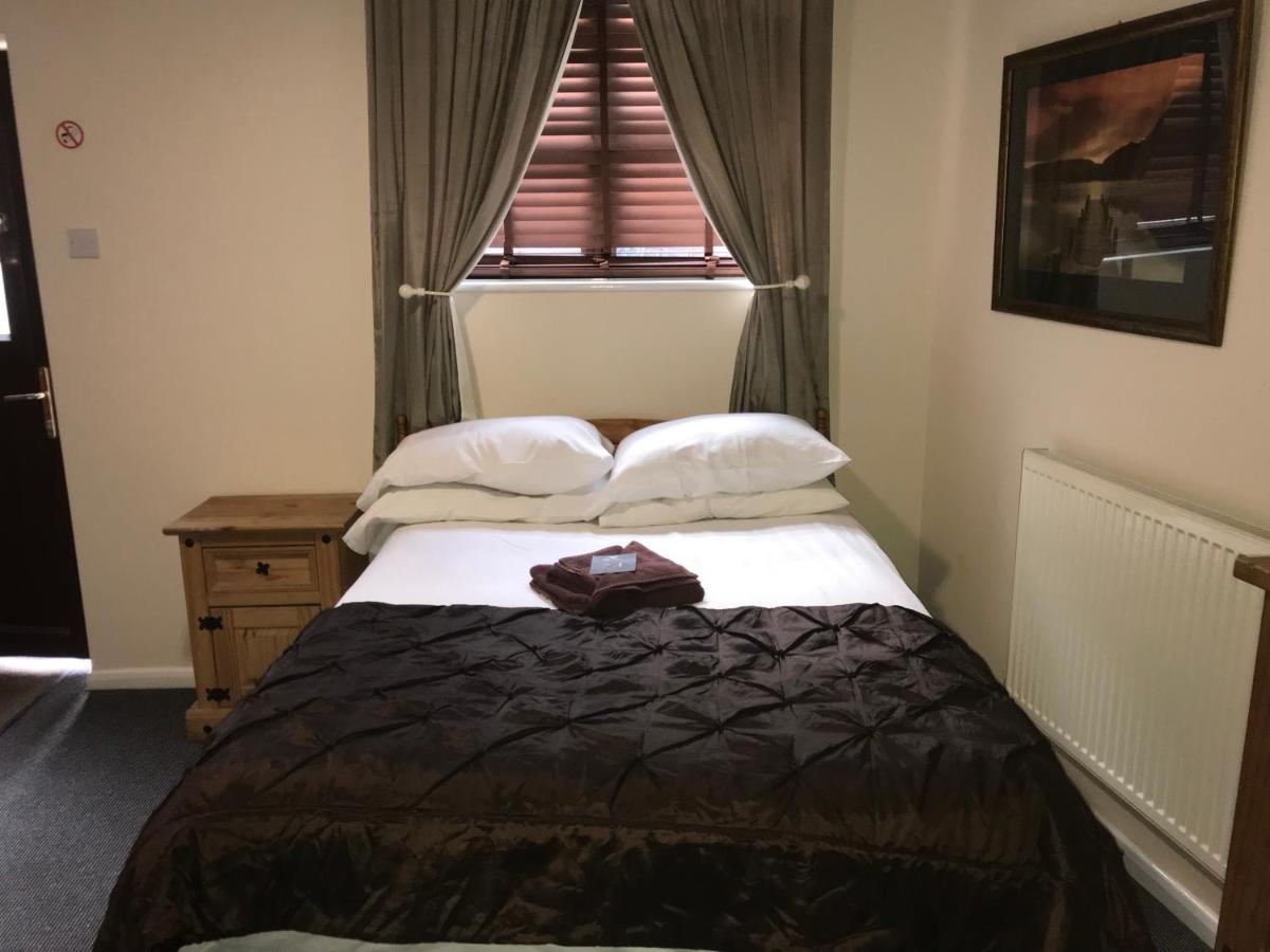 The Coach House At The Bull Inn Milton Keynes Buitenkant foto