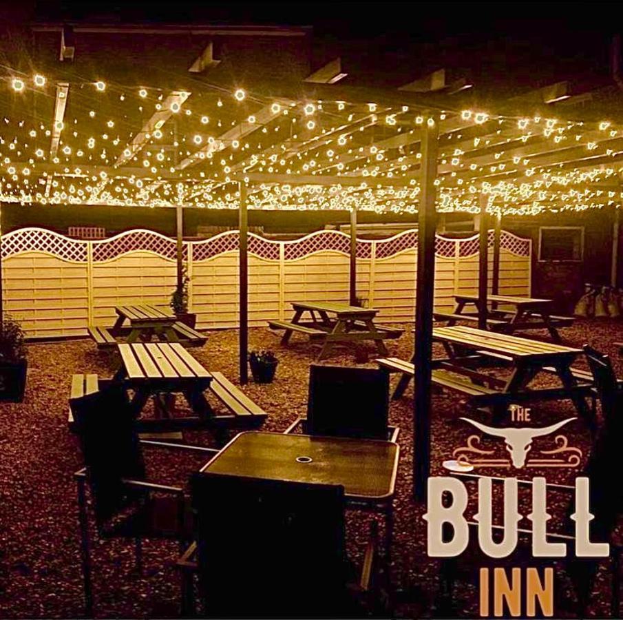 The Coach House At The Bull Inn Milton Keynes Buitenkant foto