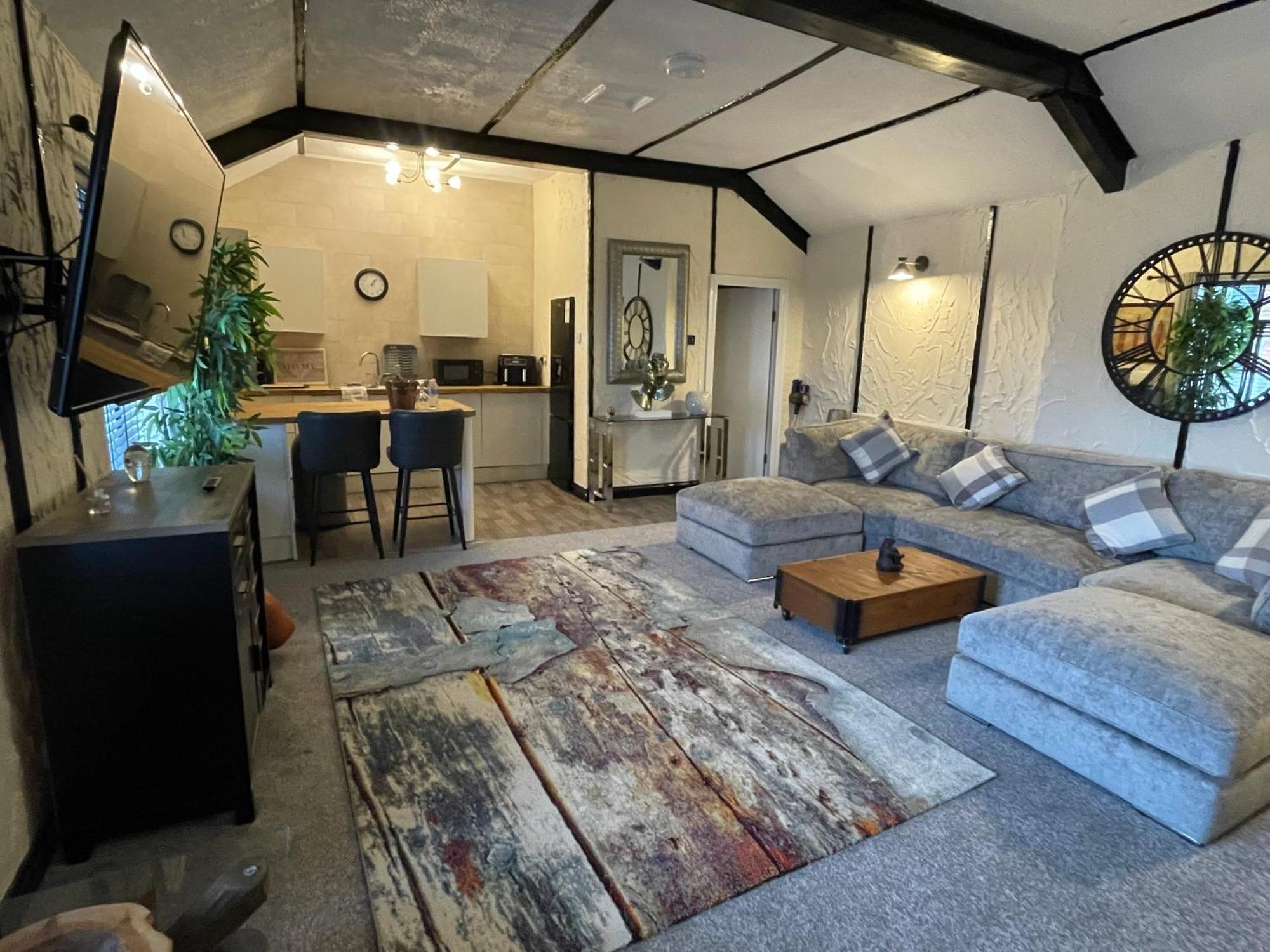 The Coach House At The Bull Inn Milton Keynes Buitenkant foto