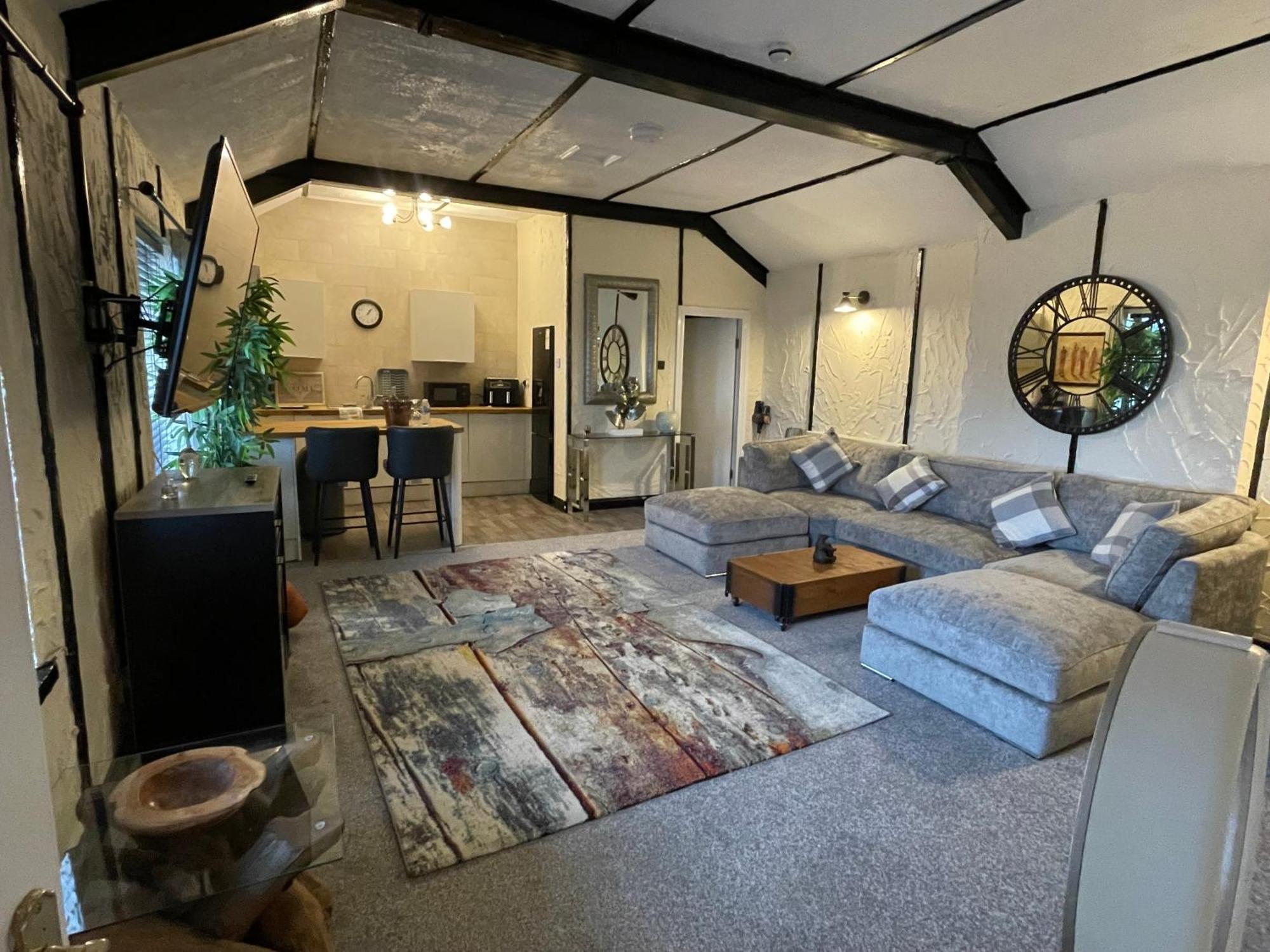 The Coach House At The Bull Inn Milton Keynes Buitenkant foto